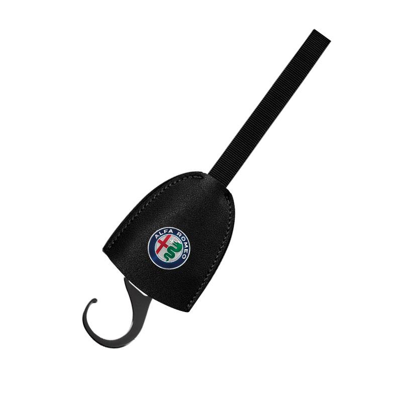 1/2pcs Leather Car Seat Back Hooks Portable Hanging Bag Rack for Alfa Romeo Giulia Giulietta MiTo Stelvio Tonale 4C 8C Disco Volante Gloria