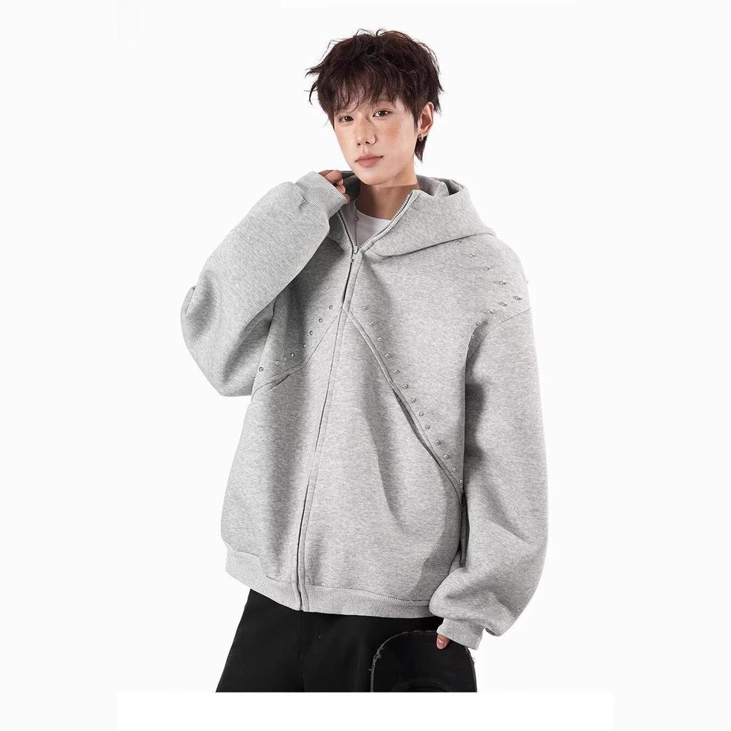 Men's Retro Rivet Hooded Cardigan: Trendy Autumn/Winter Streetwear Zipper Jacket with Plus Velvet