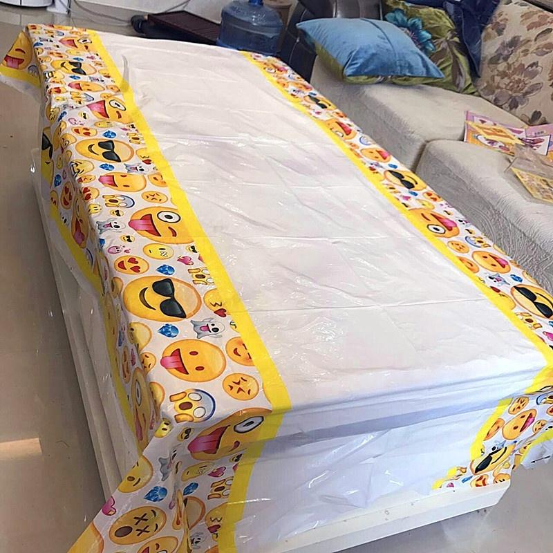 41 Stück Niedliche Emoji Einweg-Geschirrsets Tischdecke Becher Pappteller Serviette Hut Thema Kinder Junge Bir
