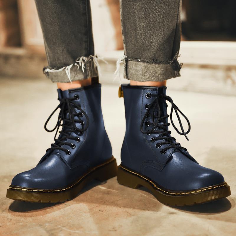 Large Size Hole Spring and Autumn Martin Boots Smooth Leather Classic Martin Shoes Fashion Men's and Women's Locomotive Boots Couple