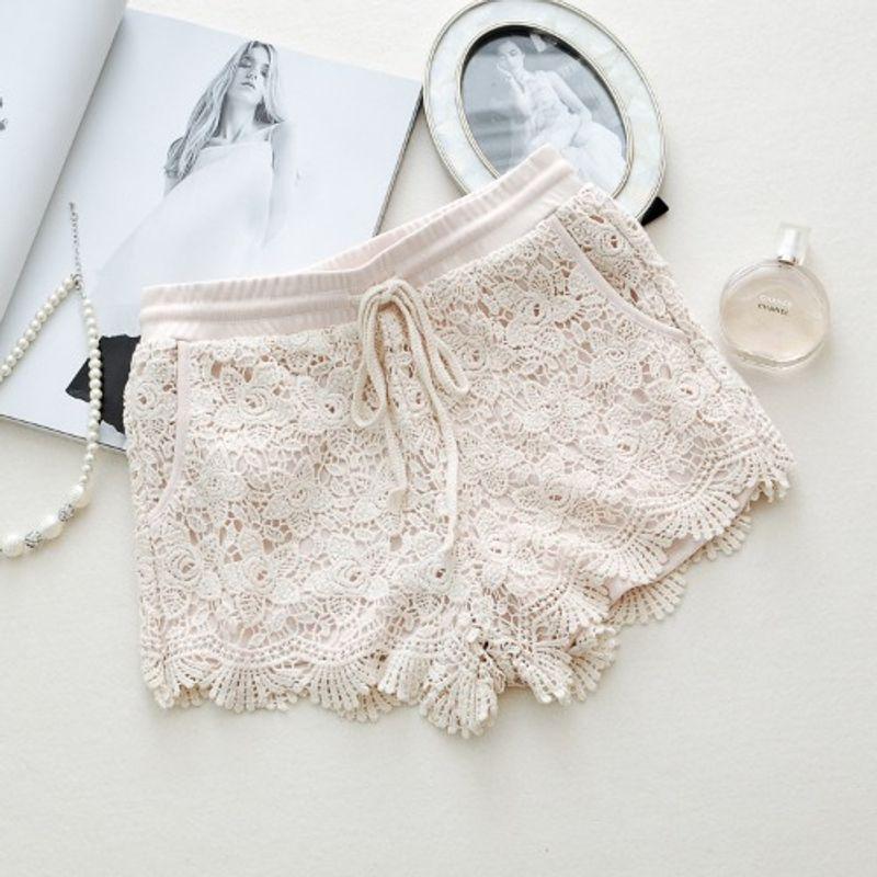 

Girl Pure Desire Summer New Lace Can Be Worn outside Safety Shorts Bottoming Anti-exposure Bottoming Shorts Women s Three Pants Apricot color One size