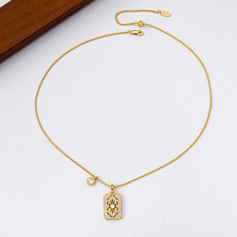 Popular medieval full thinking zircon no matter brand necklace pendant new fashion light luxury women's niche collarbone chain