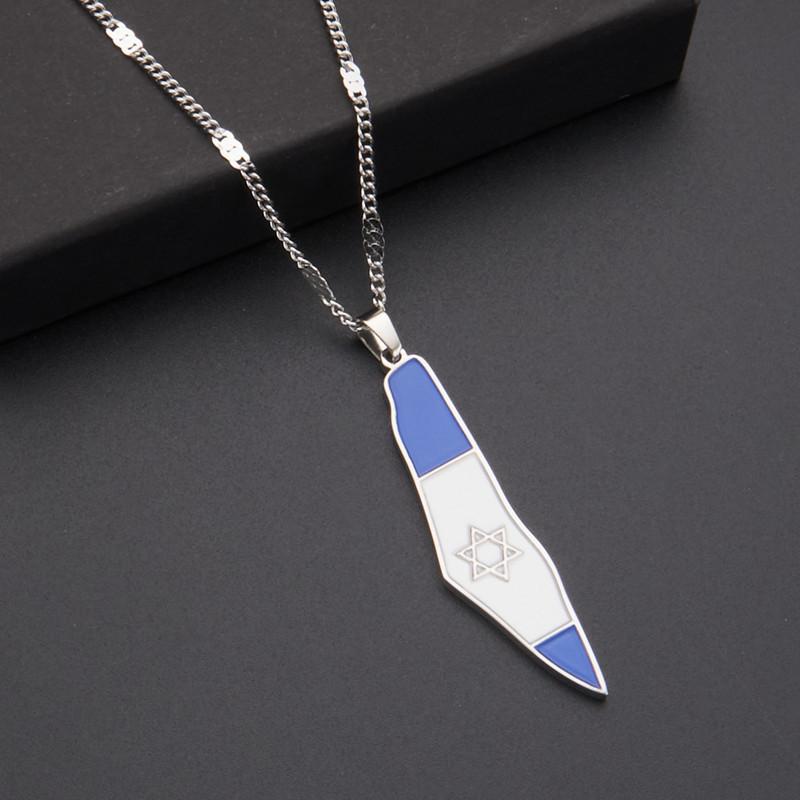 Collar con colgante de mapa de acero inoxidable, titanio y epoxi