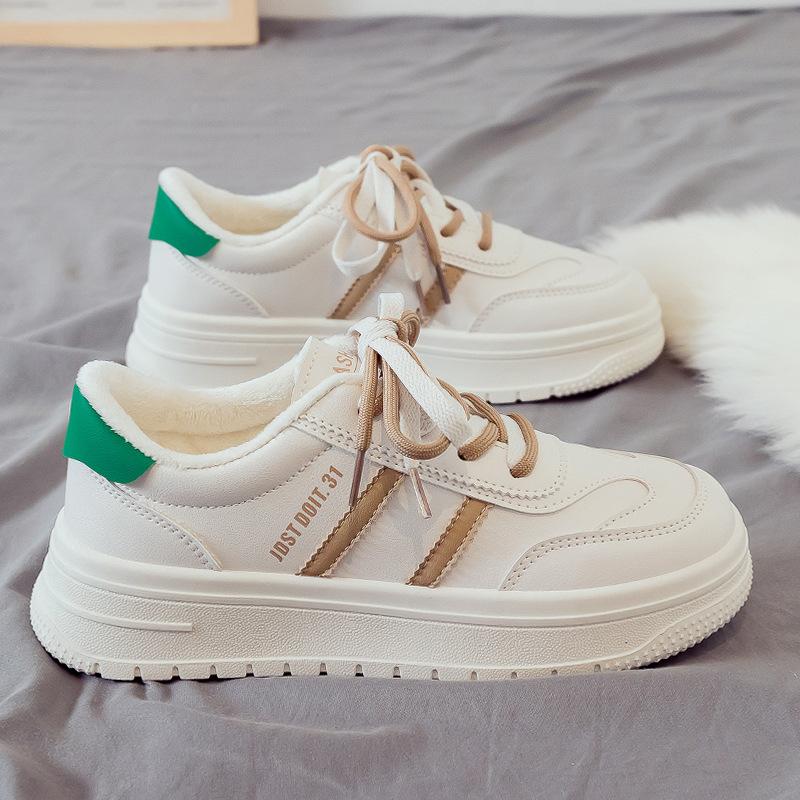 Velvet Little White Shoes Women's Autumn and Winter New Versatile Sports and Leisure Board Shoes Winter Cotton Shoes