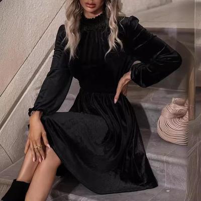 Šaty – Koktejlové a večerné šaty