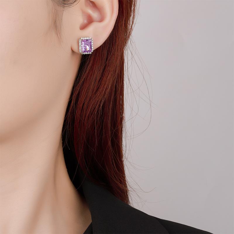 Autumn And Winter Jewelry High Carbon Diamond Ice Flower Cut Copper Inlaid Square Diamond Niche Stud Earrings Main Stone 7 * 9