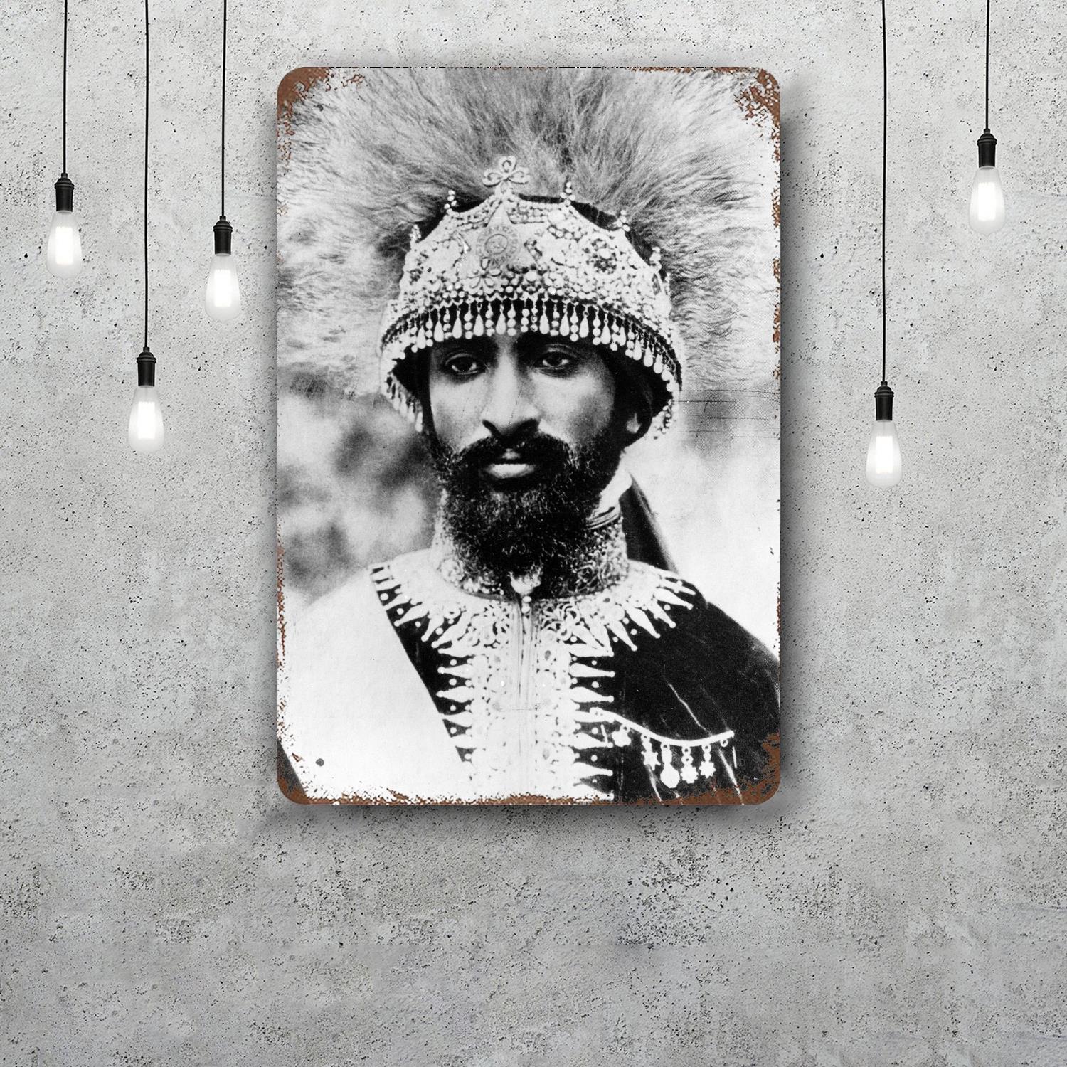 

Haile Selassie Classic Poster Rusty Metal Plaque Retro Decorative Plate Bar Man Cave Garage Club Metal Sign Wall Decoration 20x30cm（7.8x11.8inch）