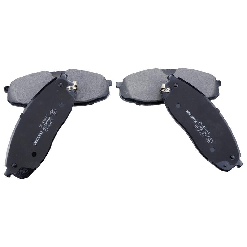 Front Brake Pad For SAIC MAXUS D90 2.0T 2017 2018  / D90 Pro Disc Brake Accessories Ceramics Spare Parts