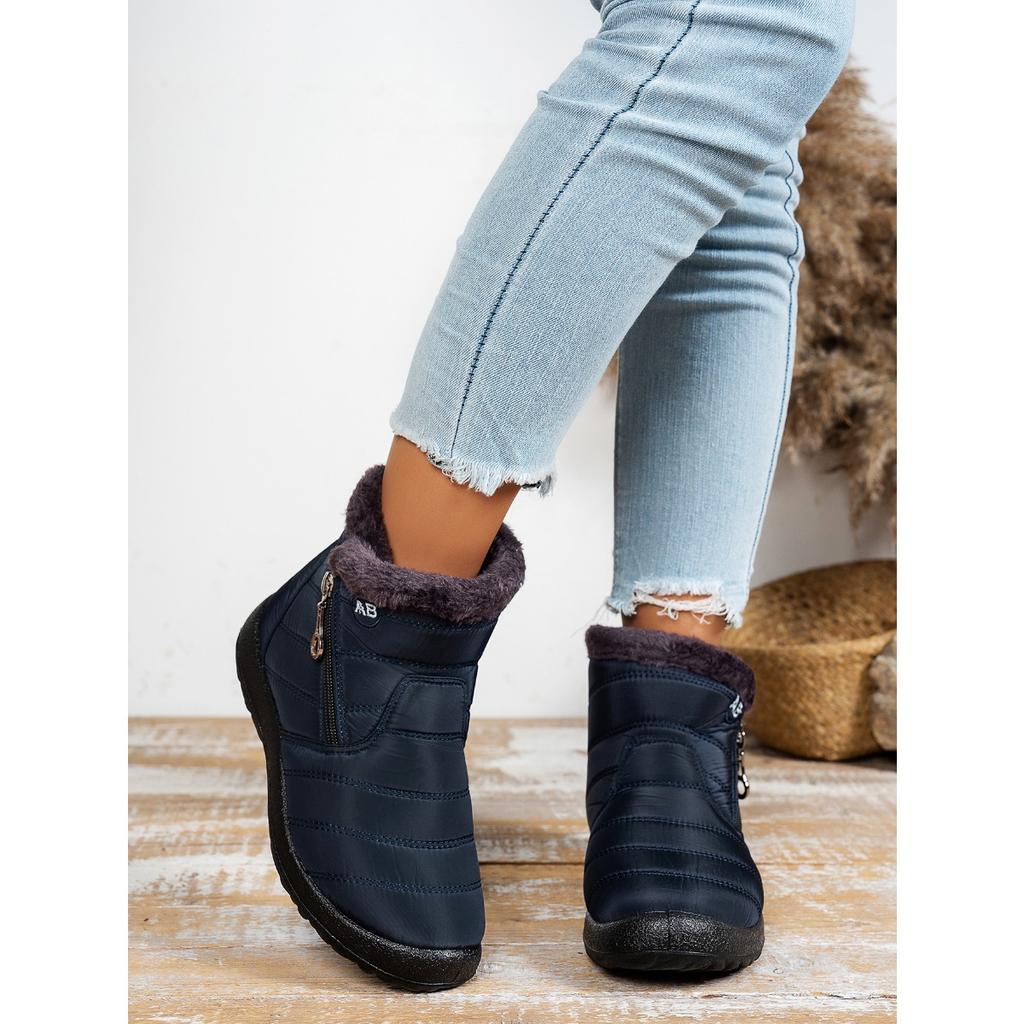 Women's Comfortable Winter Boots with Plush, Soft Soles for Outdoor Warmth, Suitable for All Seasons