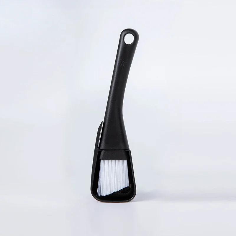 

1 шт. Щетка для чистки щелей в окнах, дверях, нишах, клавиатура, шкаф, щетка для чистки рабочего стола чёрный