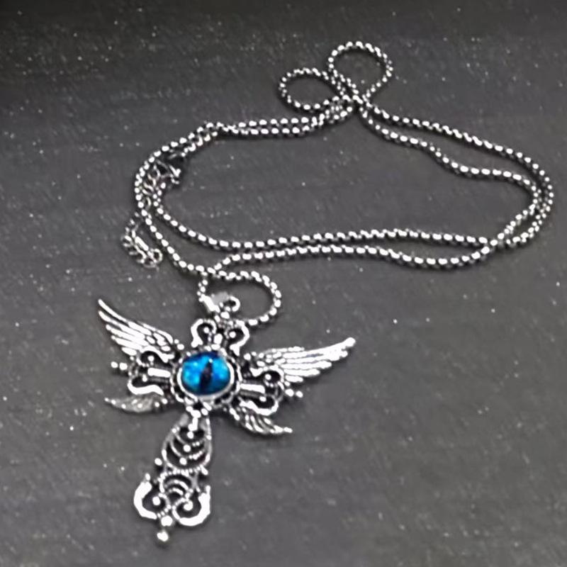 Gothic Black Ruby Cross Pendant Men s Women s Necklace European and American Retro Simple Fashion Jewelry Gifts