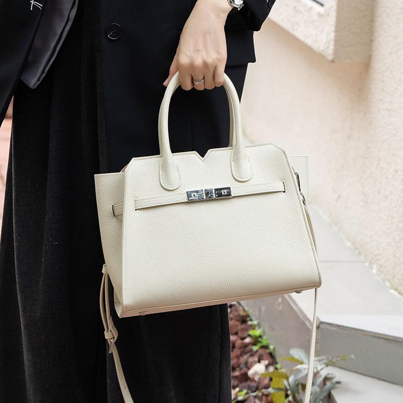 Vielseitige Schultertasche aus Platin-Rindsleder, temperamentvolle Leder-Damentasche, Messenger-Damenhandtasche mit großem Fassungsvermögen, hochwertig