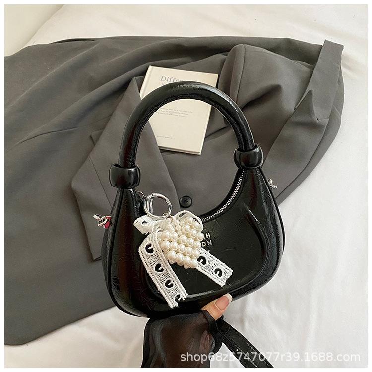 Premium Sense Niche Bag Women's 2025 New Spring and Summer Versatile Messenger Bag Exquisite Mini Small Bag Half-moon Bag