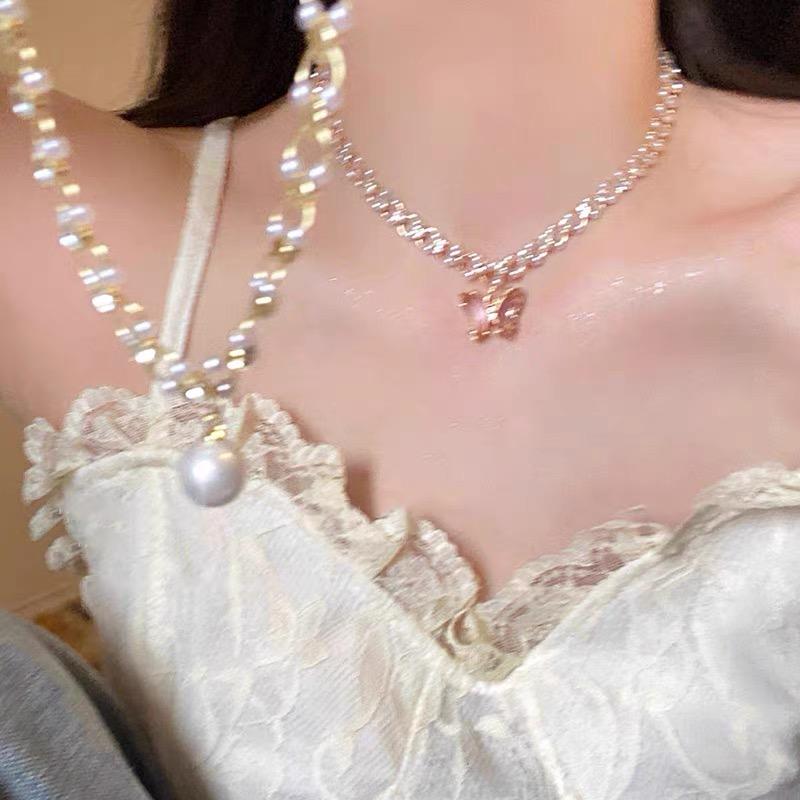 Sweet Crystal Pearl Circle Pendant Necklace for Women New Elegant Choker Chain Necklace Collar Fashion Statement Wedding Jewelry