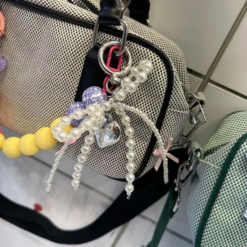Elegant Pearls Bowknot Heart Charm Pendant Bag Decoration Bows Keychain Keyring Ornament Fashion Accessory For Women