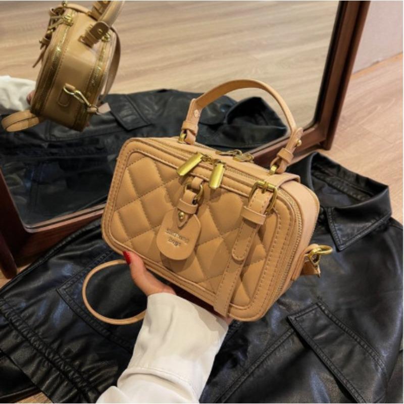 High-end Niche Bag Women's New Trendy Fashion Shoulder Handbag Messenger Bag Versatile Small Square Bag