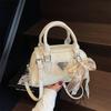 Strukturierte Litschi-Muster Handtasche Damen Neue trendige und modische Pendler-Umhängetasche Sommer Vielseitige Messenger Bag
