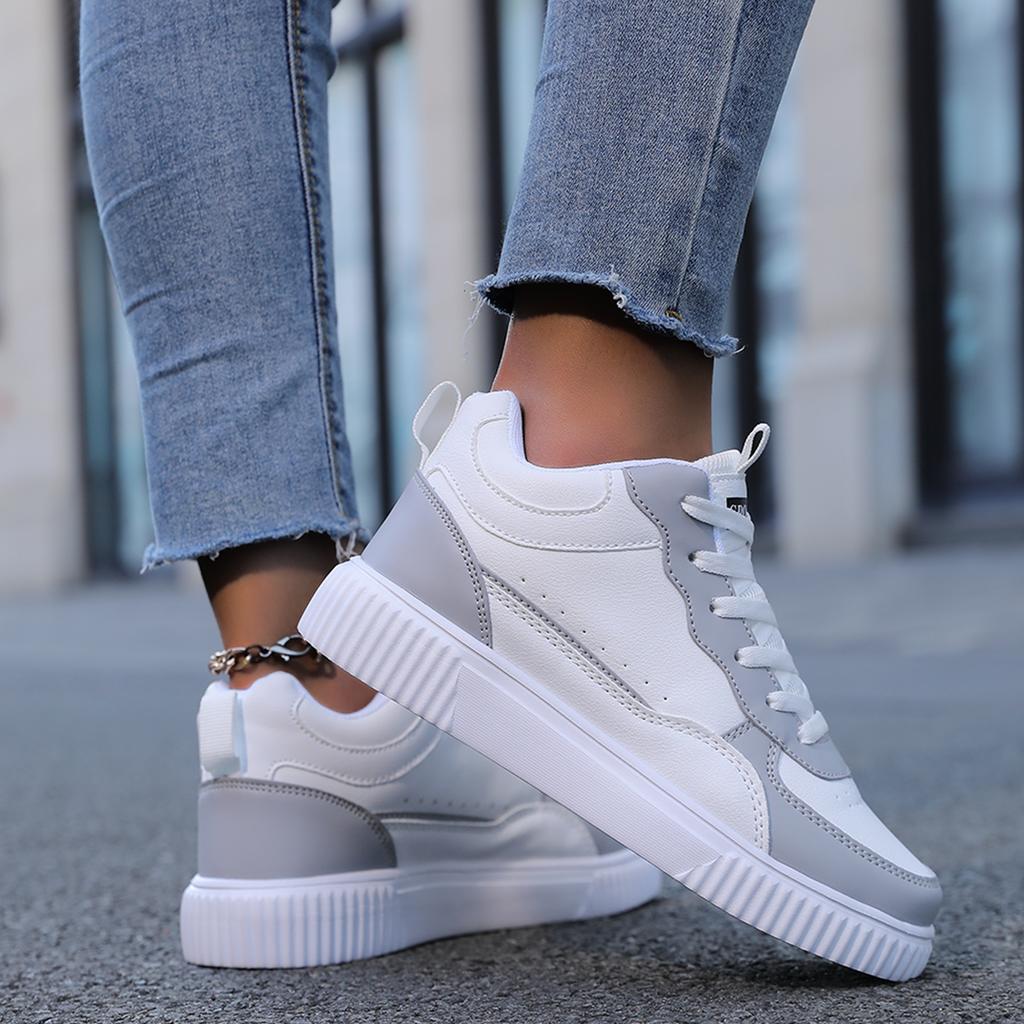 Women Shoes Skateboarding Shoes For Men Fashion Sneakers Lightweight White Black Sports Running Outdoor Casual Shoes