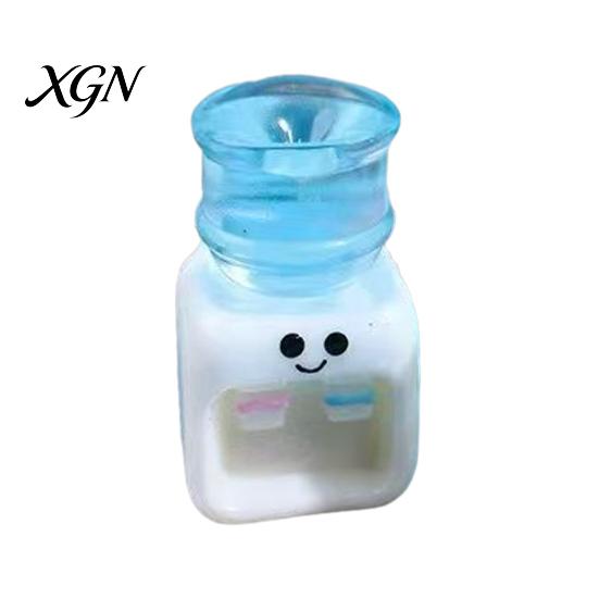 Stress Massage Ball Mini Water Dispenser Slow-Rising Squeeze Toy Soft TPR Fidget for Relief Cute Muddy Texture Decompression Gadget Kids Adults