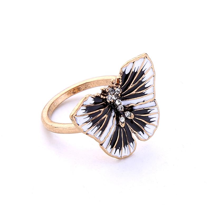 Clearance Sale Vintage Classic Finger Rings For Women Multiple-choice Unique Rings Fashion Jewelry Big Discount Wholesale