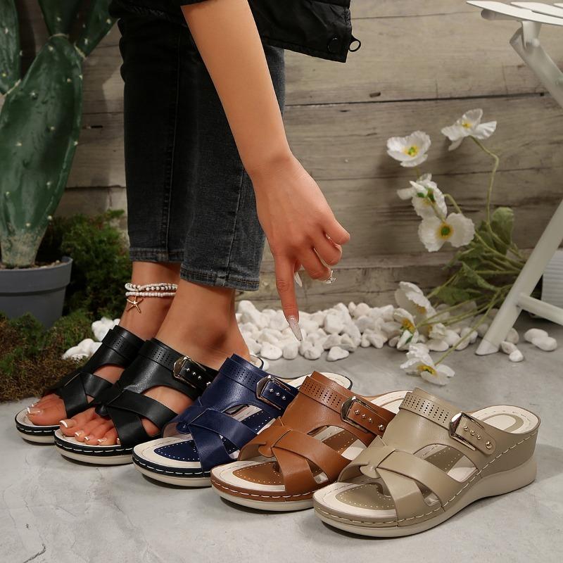 New Slope Heel Car Line Large Size Beach Cool Slippers Thick Bottom Hollow Word Cool Slippers Women
