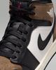 DQ8426-007 Nike Air Jordan 1 Mid "Negro/Palomino" (De hombre)