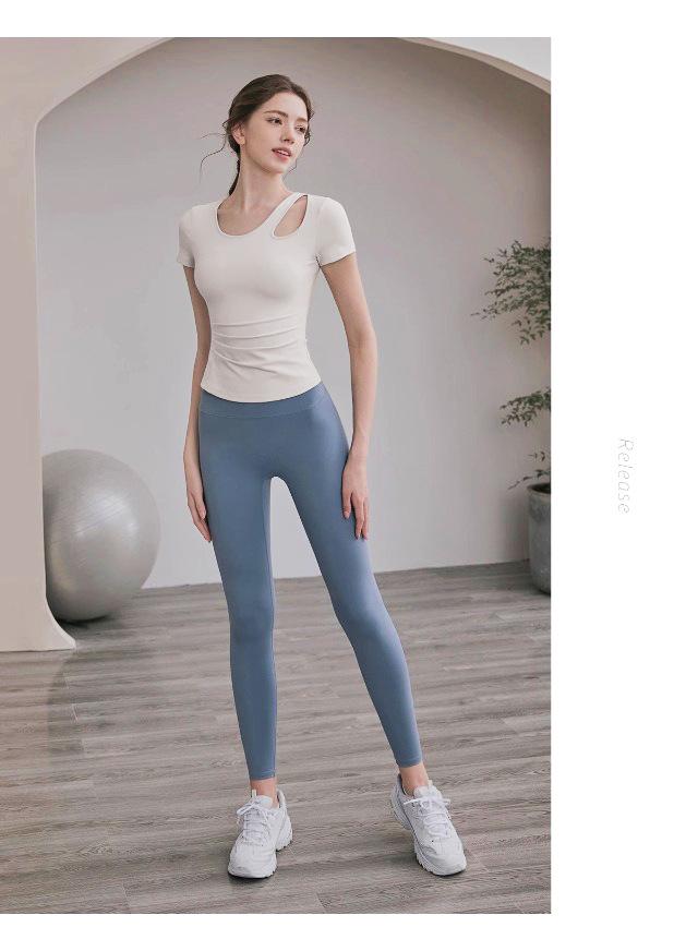 Plus Size Women's Quick-Dry Short-Sleeve Yoga & Fitness T-Shirt for Running & Training - Summer