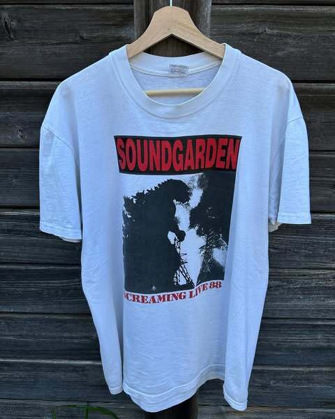 Soundgarden SCREAMING LIVE “Godzilla” White Unisex Tshirt KH14967 Unisex T-Shirt S