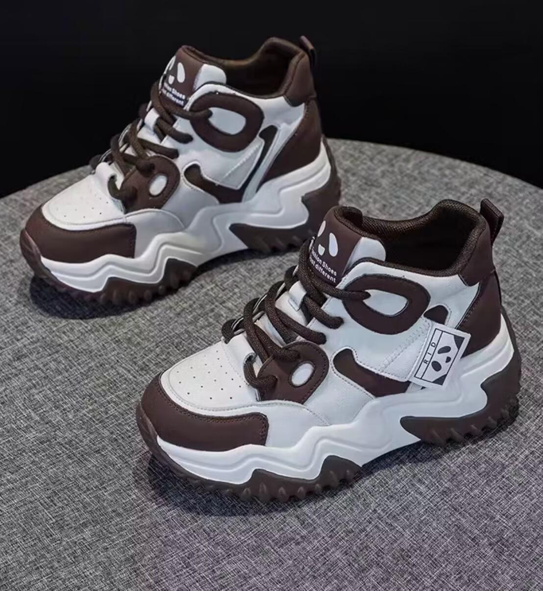 

Модные роскошные новые универсальные кроссовки на толстой подошве с высоким верхом, повседневные спортивные туфли 2024 года, женские дышащие кроссовки для бега на открытом воздухе 40 темно-коричневого