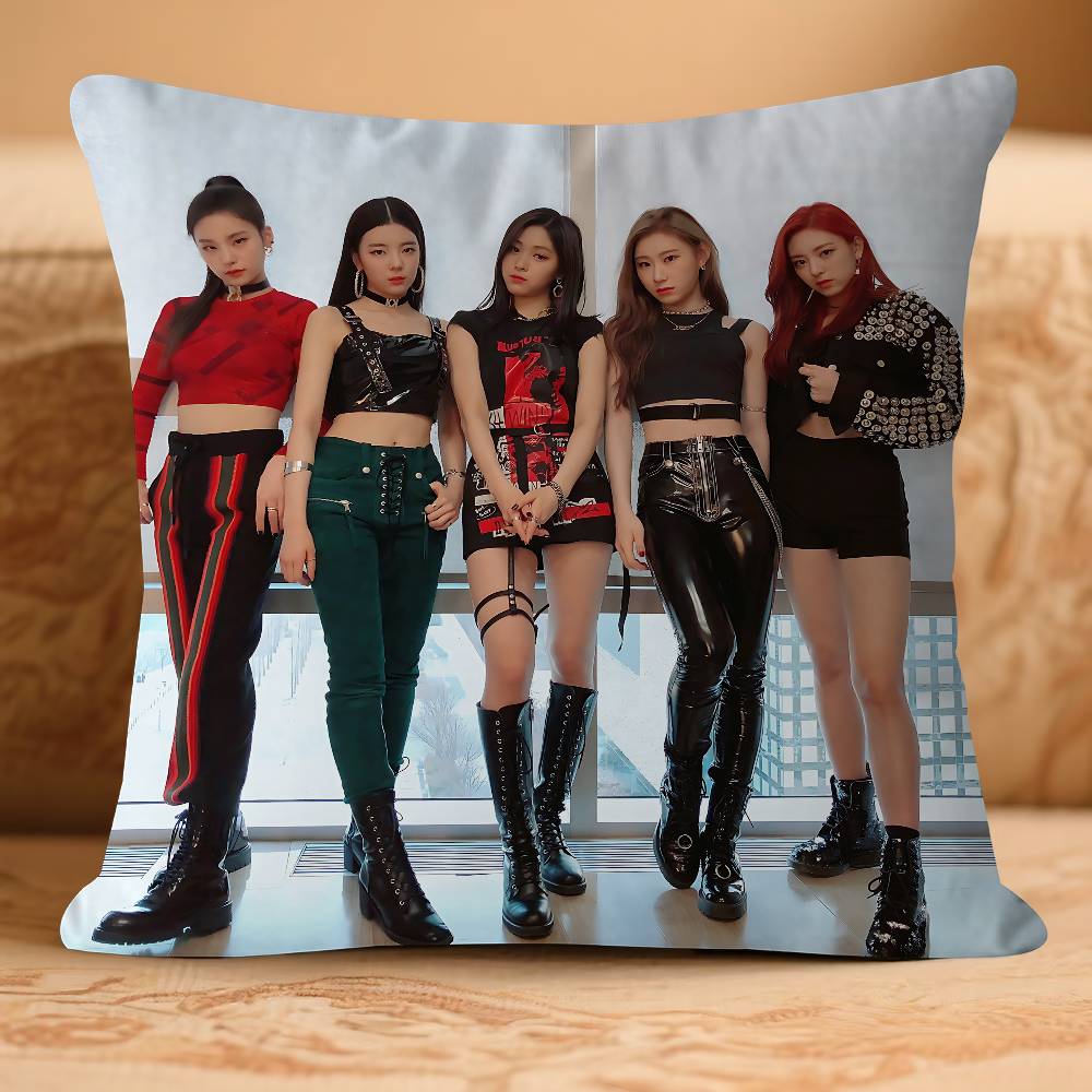 KPOP Group-I-ITZYS Pillow Cushion Cover Pillowcase Living Room Sofa Home Decor Customized