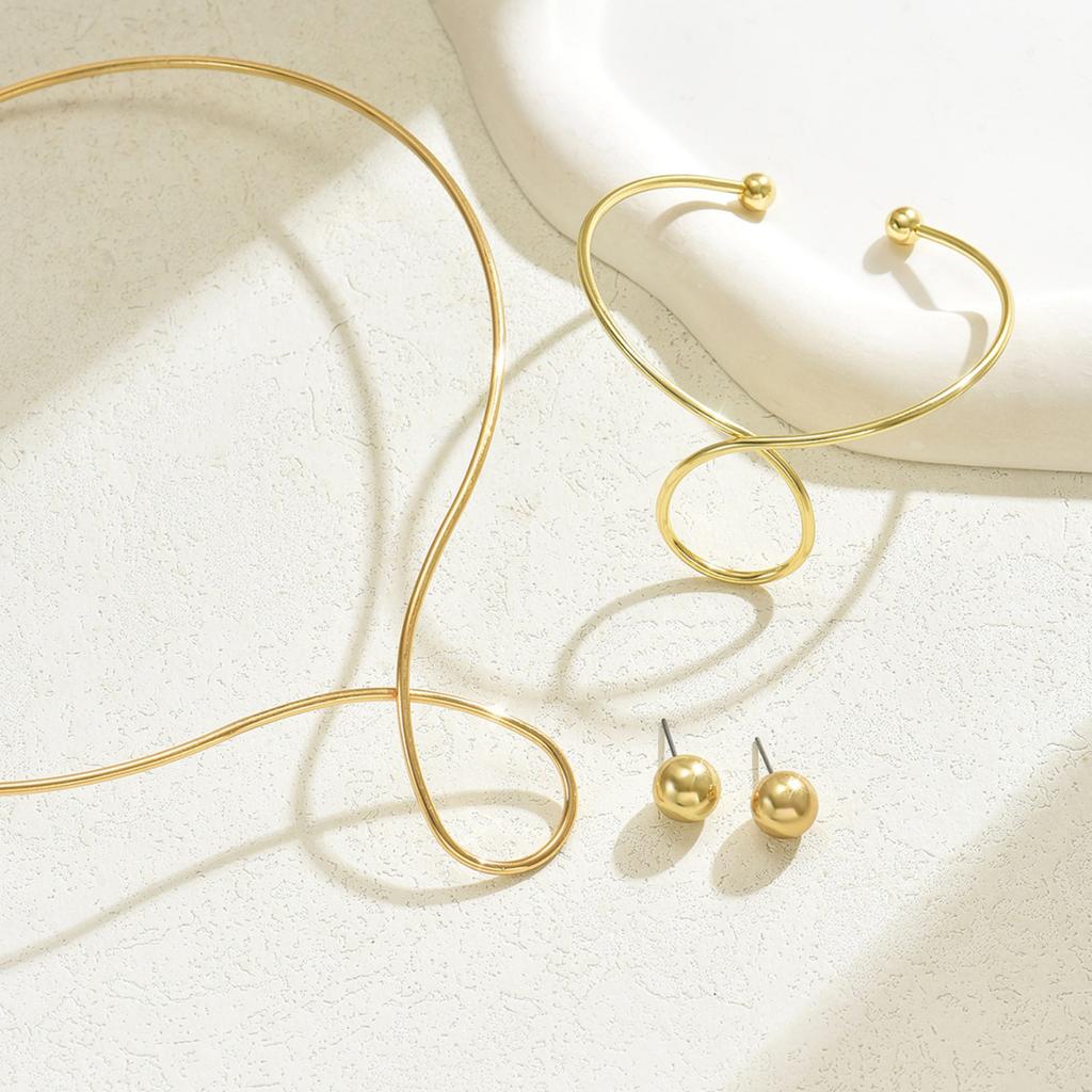 Fashionable, Unique, Understated Luxury, , And High-end Jewelry; A Perfect Gift For A Friend.