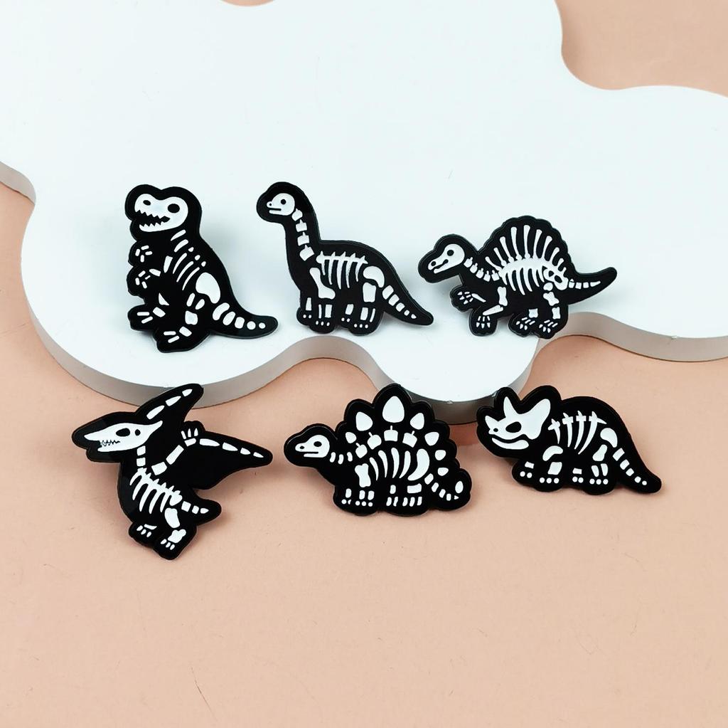 Dinosaur Skeleton Punk Brooch – Halloween Cartoon Animal Badge Accessory