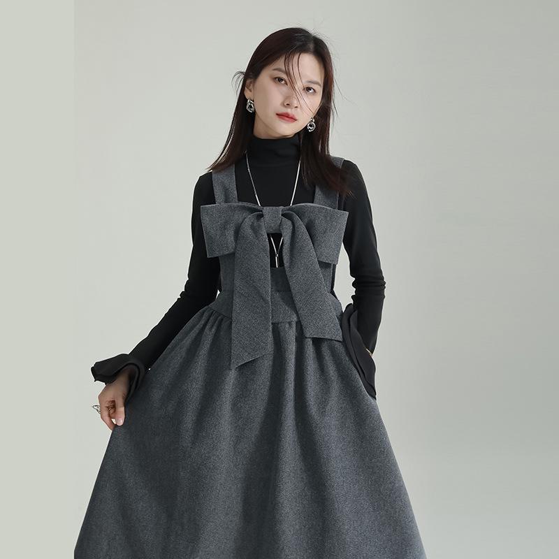 Autumn/Winter 2025 Wool A-Line Dress with Bow Detailed Straps