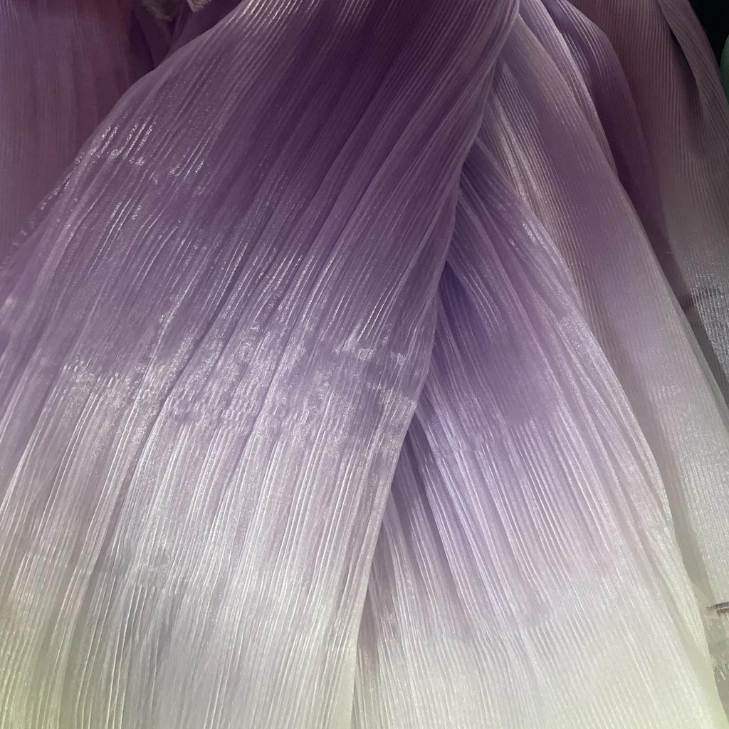 Syrena Himeji Tekstura Plisowana Tkanina Organzowa Na Metry do Dekoracji Bukietów Ślubnych Tkanina Krawiecka Miękki Gradient Biały Niebieski