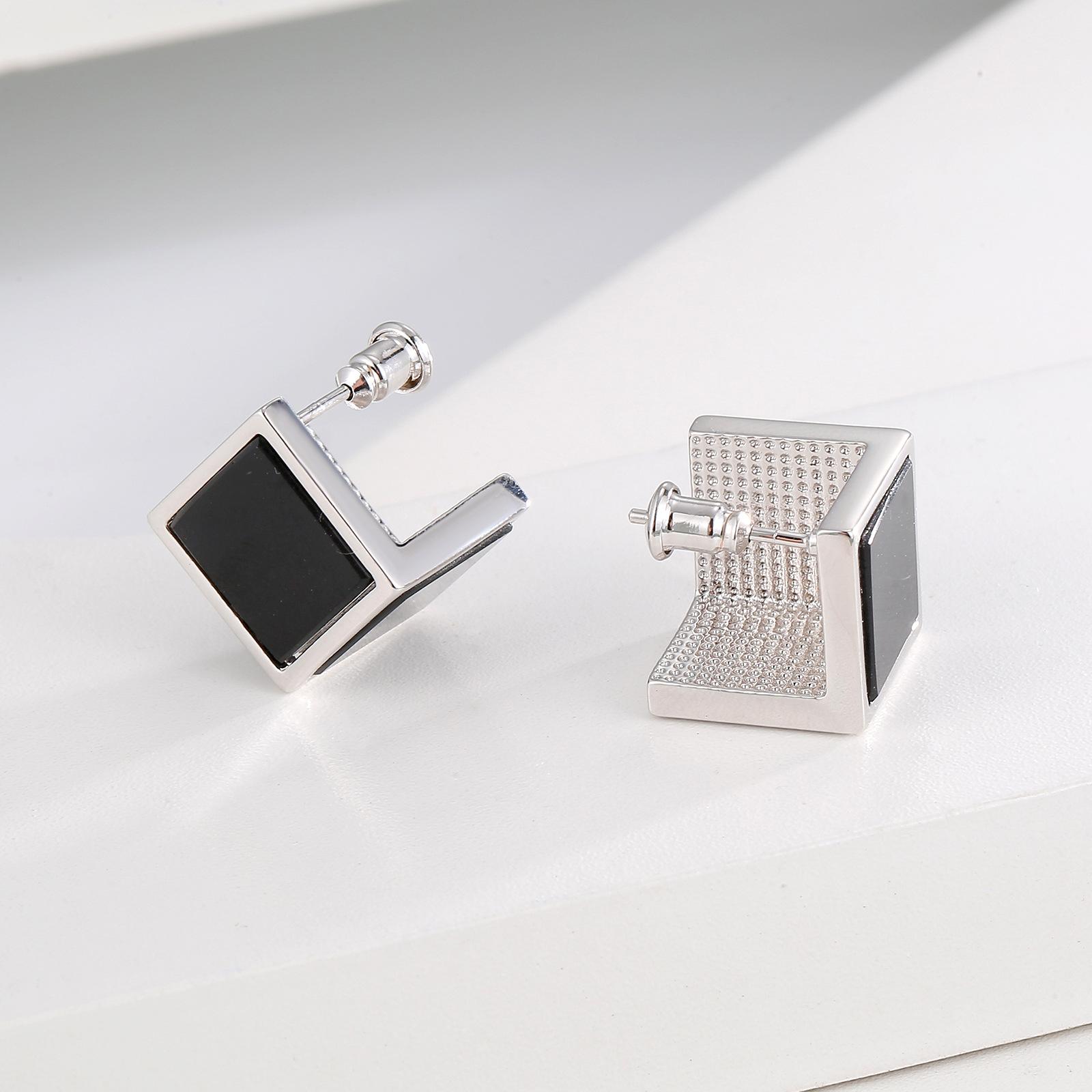 

Персонализированные металлические серьги с бахромой, простые модные длинные серьги-гвоздики, элегантные легкие роскошные серьги для женщин