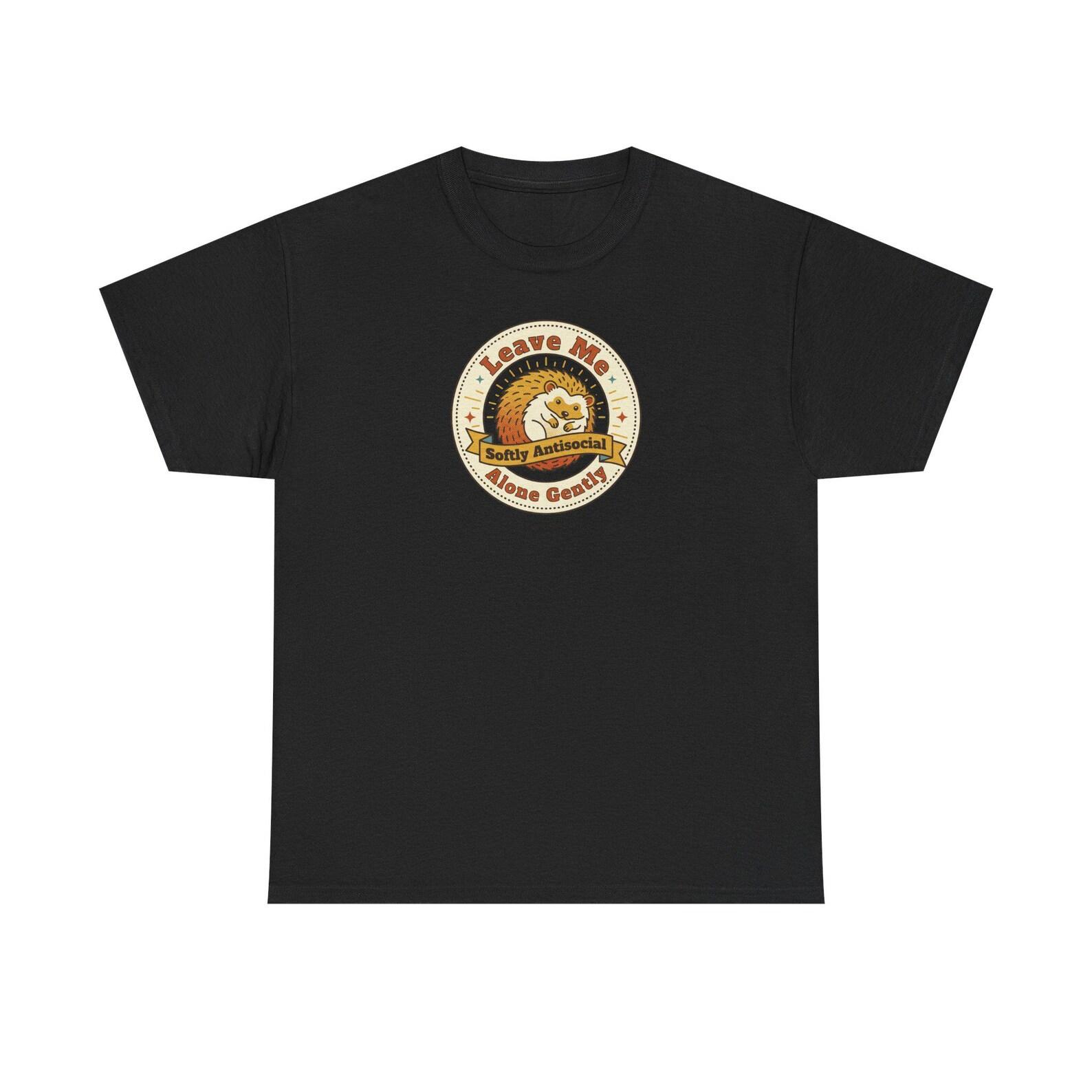 Leaves & Pinecone Badge T-Shirt | Autumn Nature Tee | Retro Fall Graphic Shirt | Nature Lover Gift S