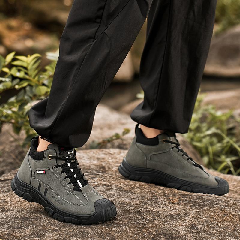 Fashion Men Retro Trendy Short Boots Outdoor Work Mountaineering Fashion Versatile Casual Sports Shoes Thick Soled Wear Resistant Shoes