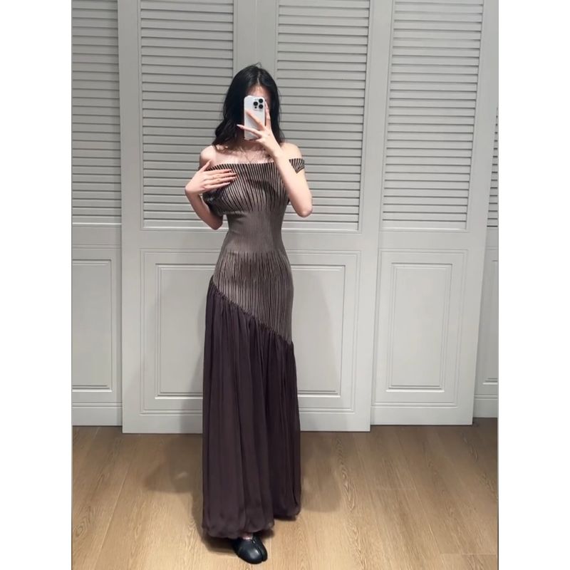 Retro One-Shoulder Knitted Dress for Women, Summer Dress, Hot Girl Style, Irregular Mesh Splicing, Hip-Hugging Long Skirt