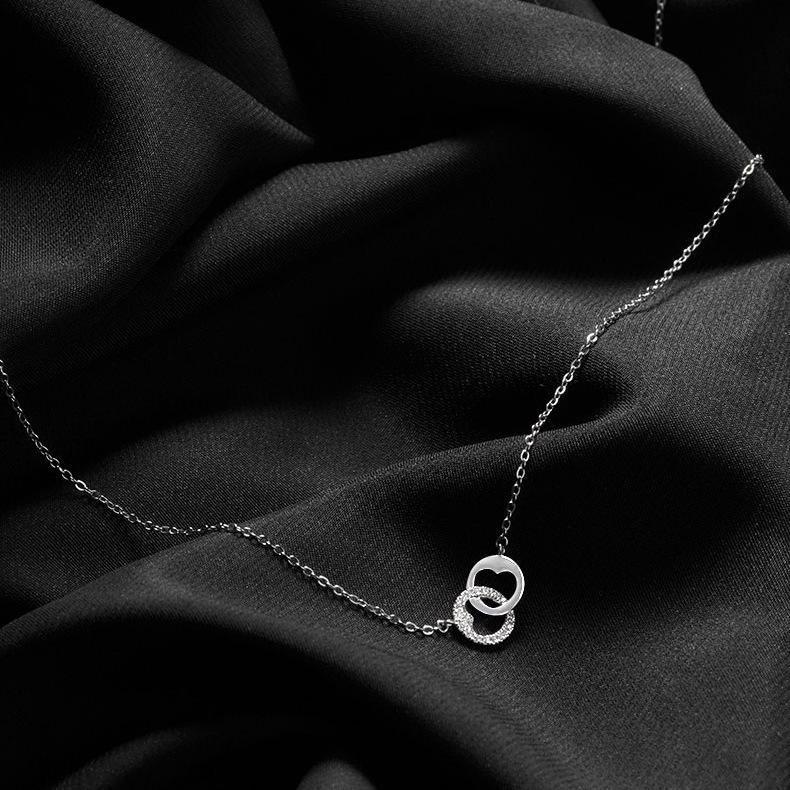 Elegant Peach Heart Double Ring Necklace - Women s Niche Design, Cold Style, Light Luxury & Versatile Clavicle Chain