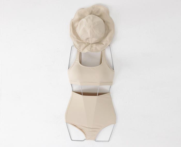 

Современный корейский слитный купальник с высокой талией L