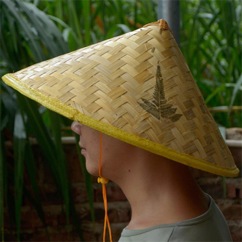 Bamboo Weaving Large Brim Straw Hat: Sunshade and Rainproof for Men and Women, Ideal for Travel, Farming, and Dance Props.