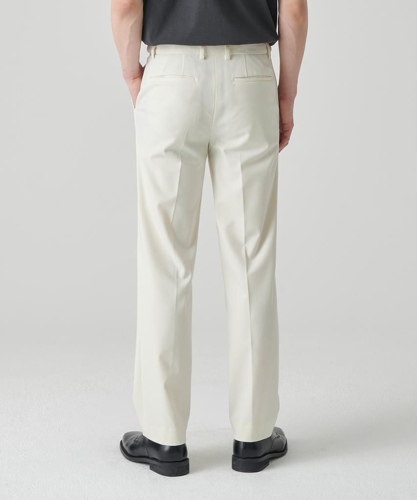 MUSINSA STANDARD Straight Hidden Banding Slacks [Cream]