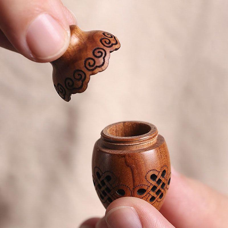 Natural Wood Lotus Shape Perfume Bottle Incense Expanding Mini Sandalwood Portable Sealed Jar Pendant Pomander Container