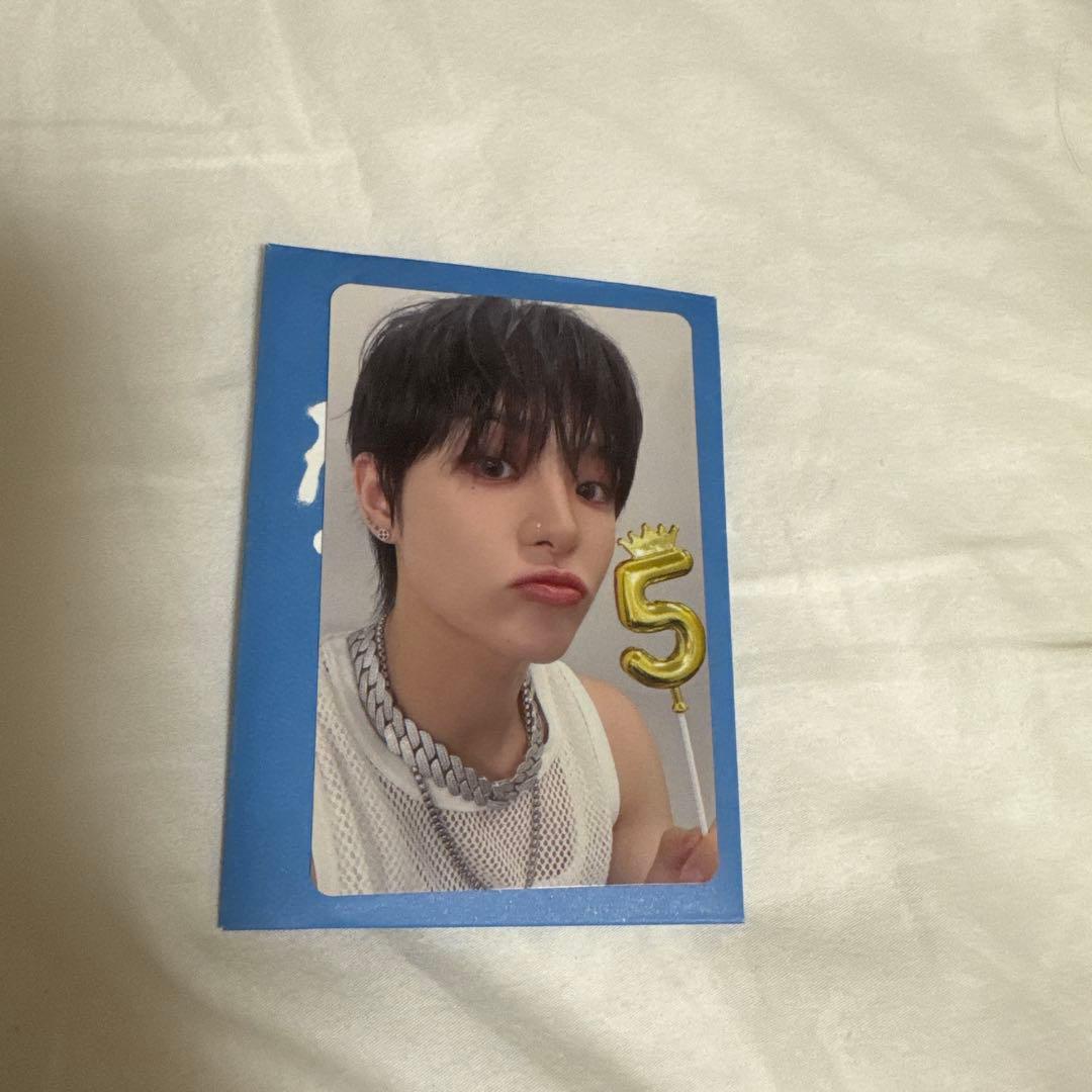 

[USED] TREASURE POPUP 8000 yen bonus trading card Jihoon