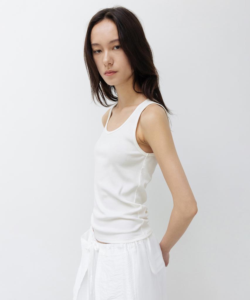 INSILENCE WOMEN W Supima Cotton U-Neck Sleeveless Ivory
