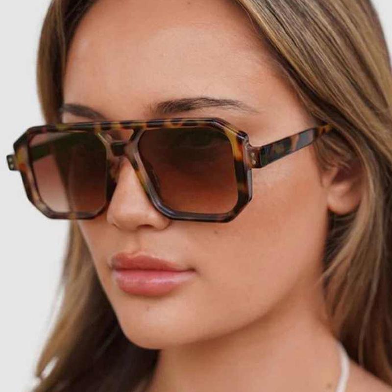 New Fashion Designer Sunglasses Women Square Shape UV Protection Men Sun Glasses Driving Hiking Sunglasses Women