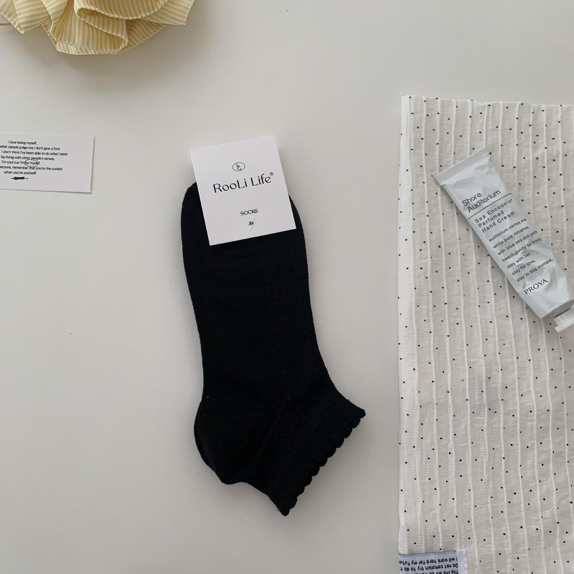 

Mulberry Silk Socks, Thin Summer Socks, Cool Summer Socks, Soft And Glutinous White Ballet-Style Short-Leg Socks One size fits all чорний