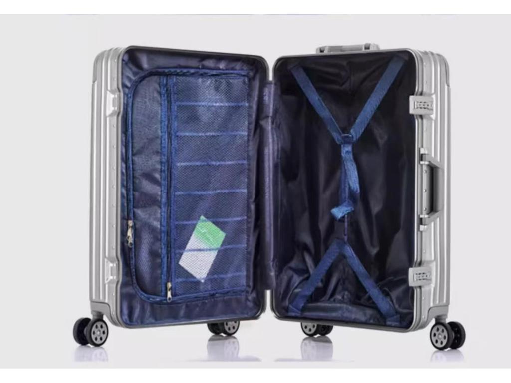 20-Inch Scratch-Resistant Aluminum Frame Suitcase with Universal Wheels - Large Capacity for Men, Women, and Students