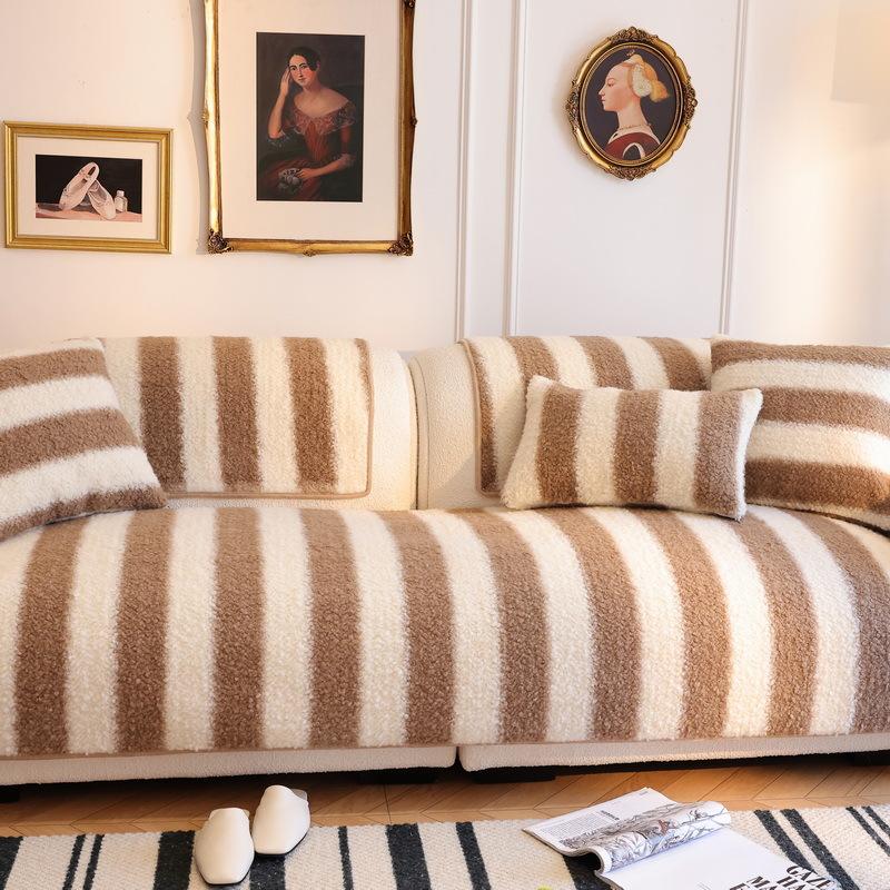 Zimní pruhované sherpa potahy na pohovky pro pohovky Klasický styl do obývacího pokoje Měkký plyšový potah na pohovku Protiskluzový přehoz Sedák