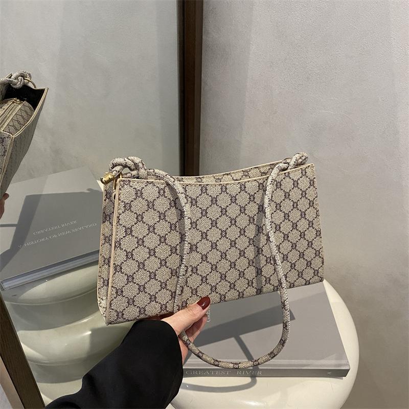 

Ретро принт сумка под мышкой женская 2025 новая весенне-летняя трендовая сумка через плечо повседневная мода зарубежный стиль ручная сумка серый